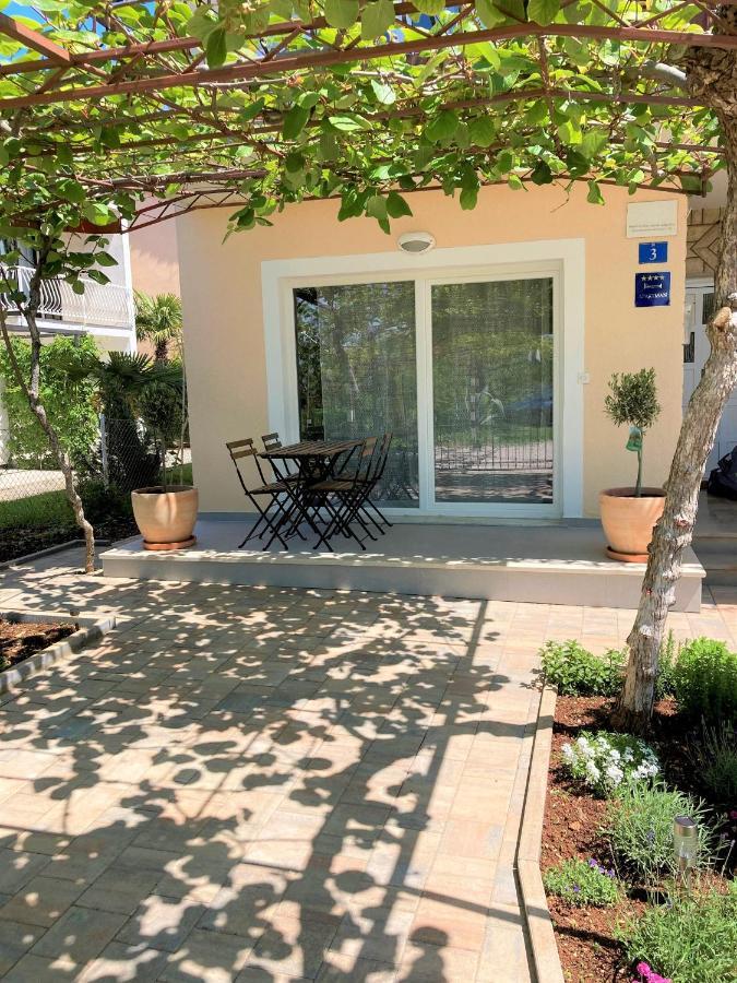 Apartments Lirio Umag Exterior foto