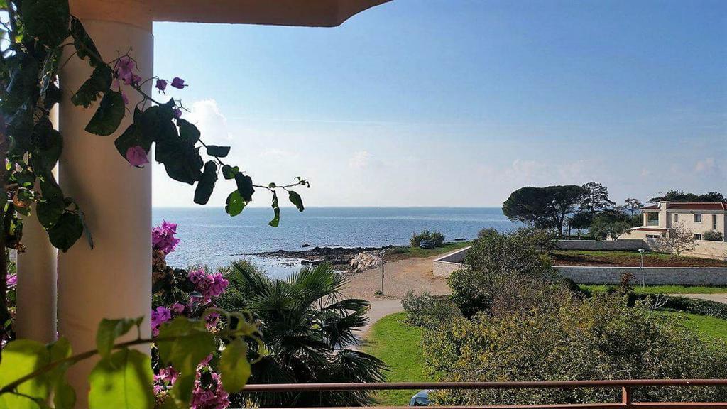 Apartments Lirio Umag Exterior foto