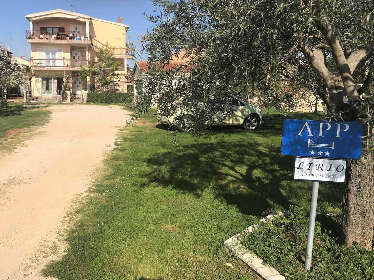 Apartments Lirio Umag Exterior foto